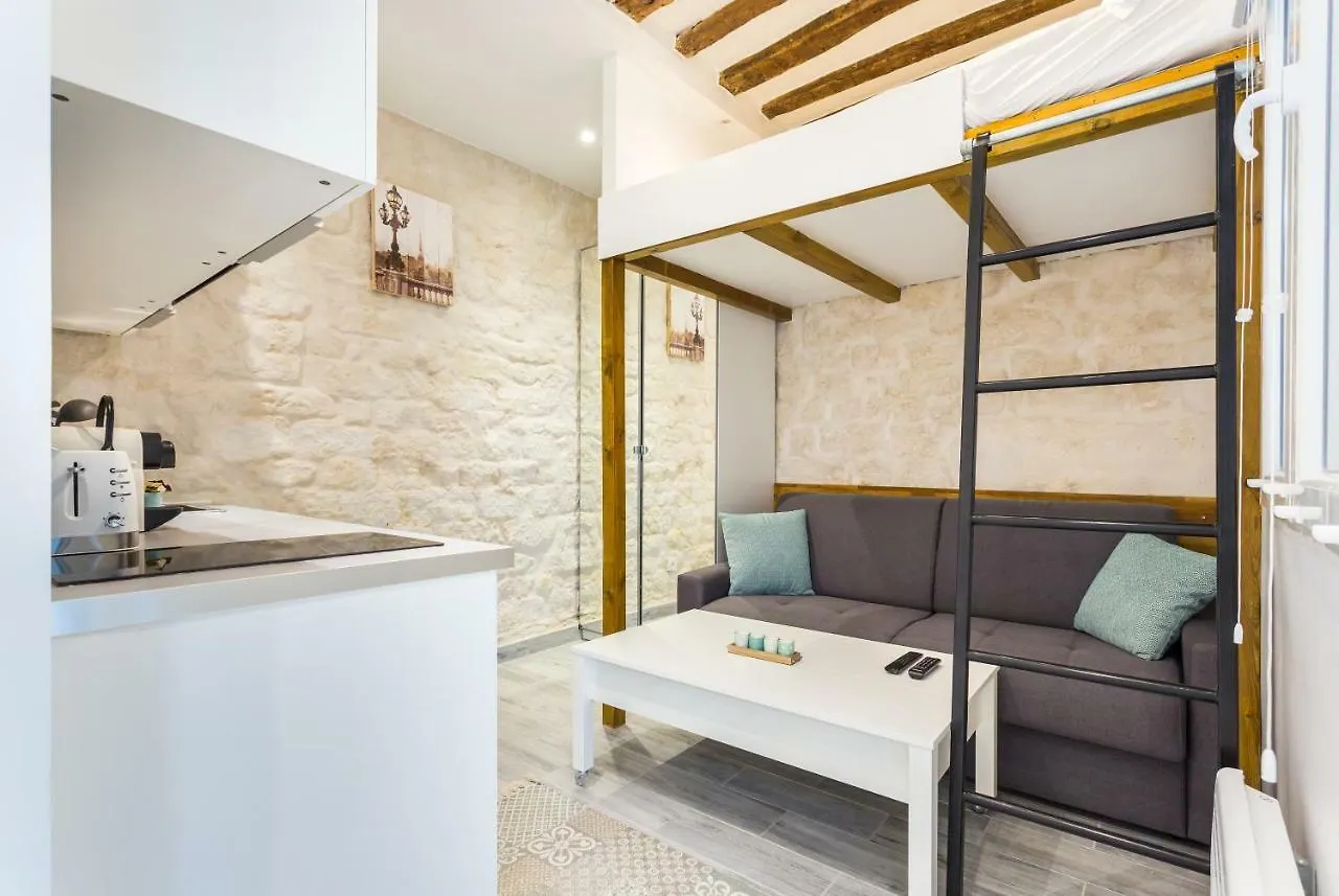 Apartment Cmg - Montorgueil - Residence Saint Sauveur Paris France