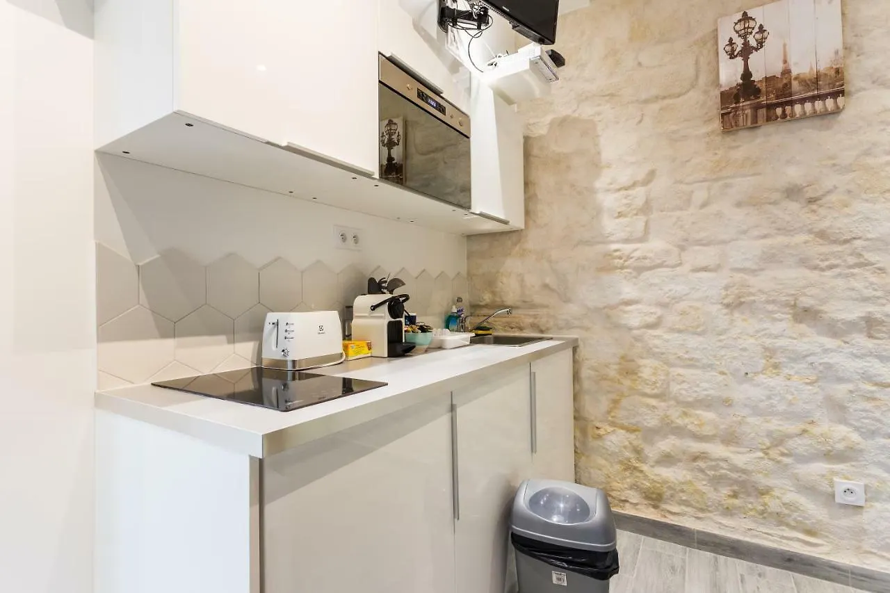 Cmg - Montorgueil - Residence Saint Sauveur Paris 0*,